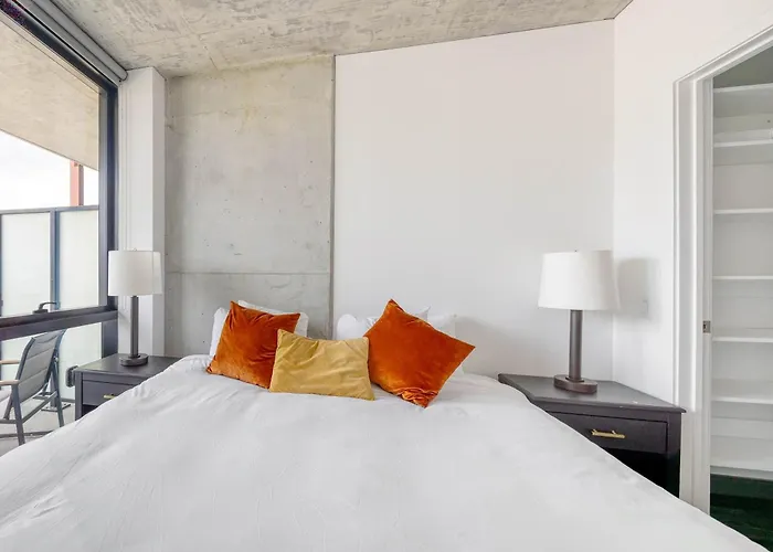 Sophisticated 3br - New Modern And Luxurious * Chicago