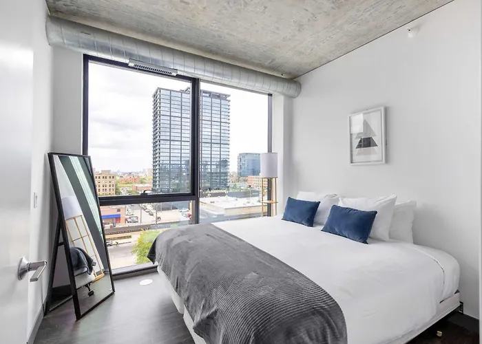 Sophisticated 3br - New Modern And Luxurious Chicago